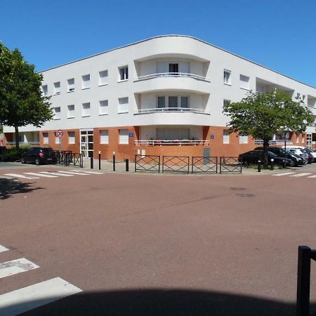 Ferienwohnung La Clef D'Aurelia Elancourt Exterior foto