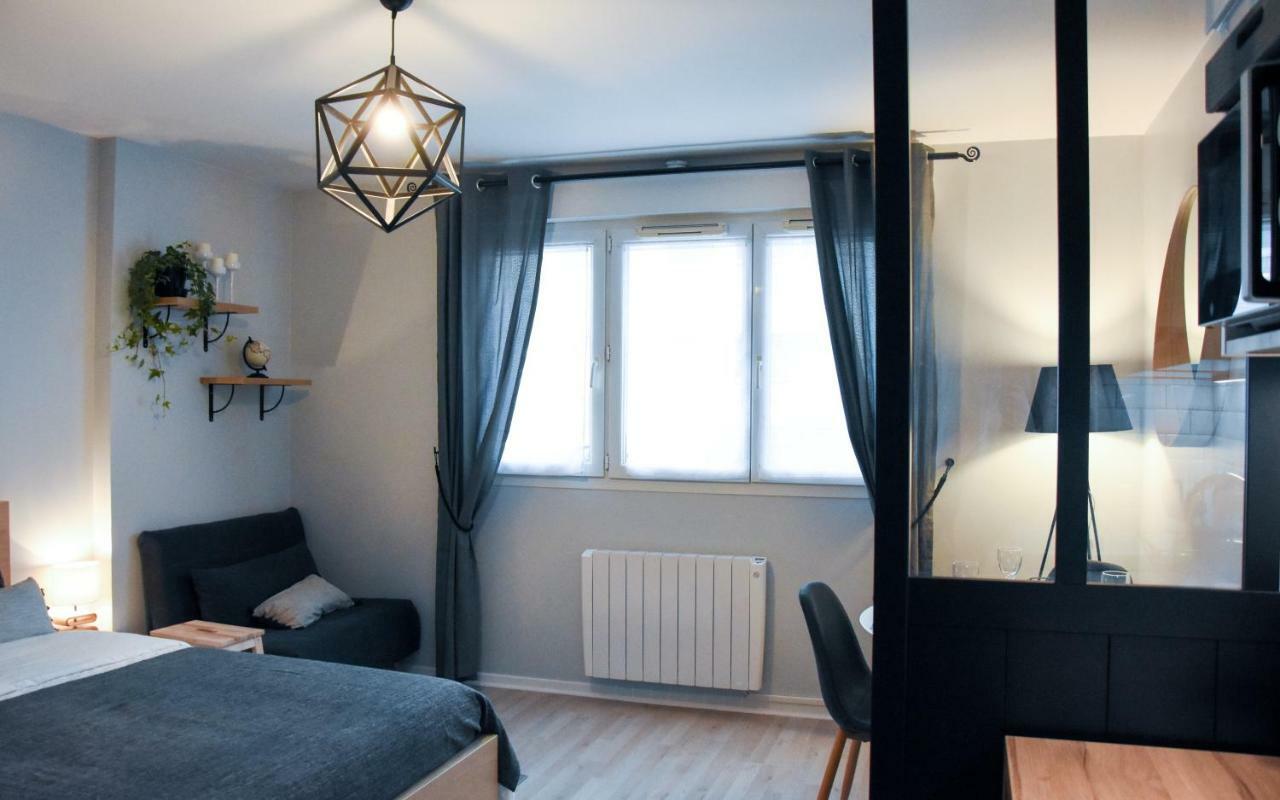 Ferienwohnung La Clef D'Aurelia Elancourt Exterior foto