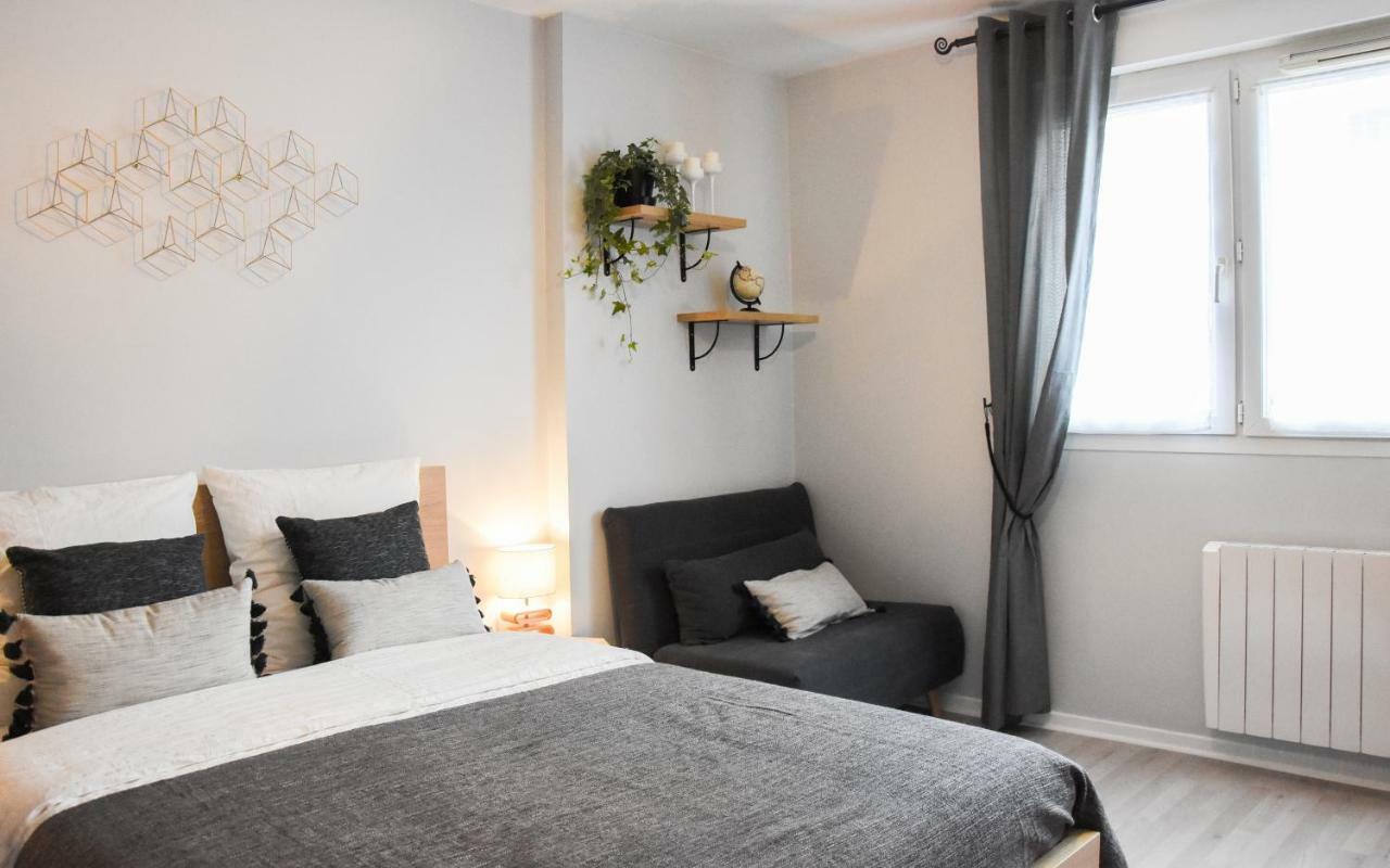 Ferienwohnung La Clef D'Aurelia Elancourt Exterior foto