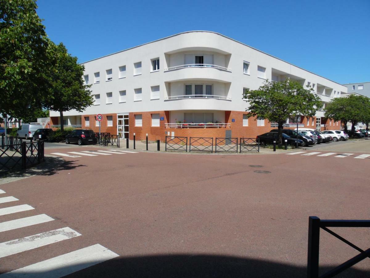 Ferienwohnung La Clef D'Aurelia Elancourt Exterior foto